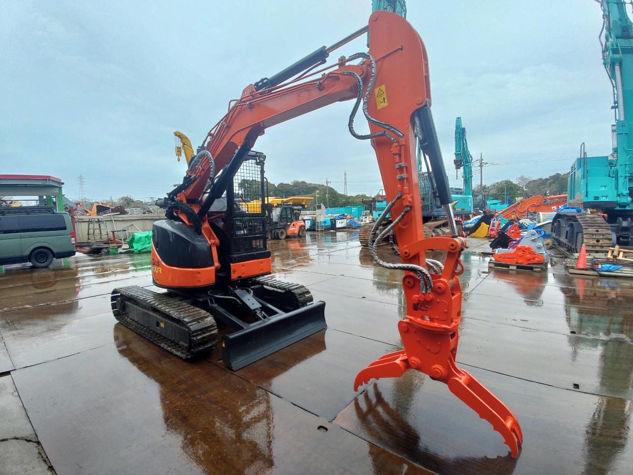 ID78889】ZX40UR-3 | ミニ油圧ショベル | 株式会社アタッチリンク