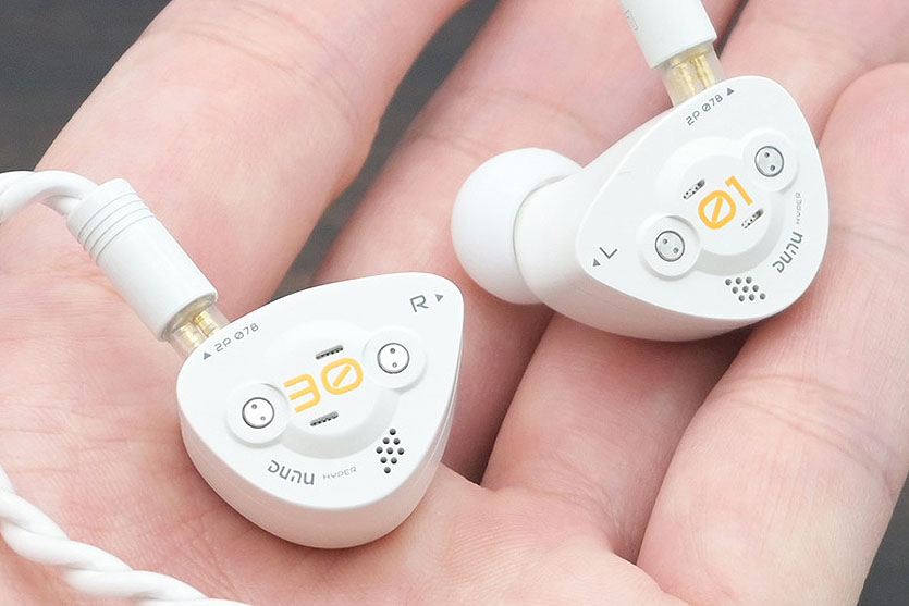 これだから有線イヤフォンはやめられない。DUNU「DK3001 BD」の