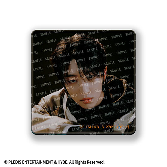 SVTアクリルバッジ From PLEDIS ENTERTAINMENT SEVENTEEN｜ガシャポン