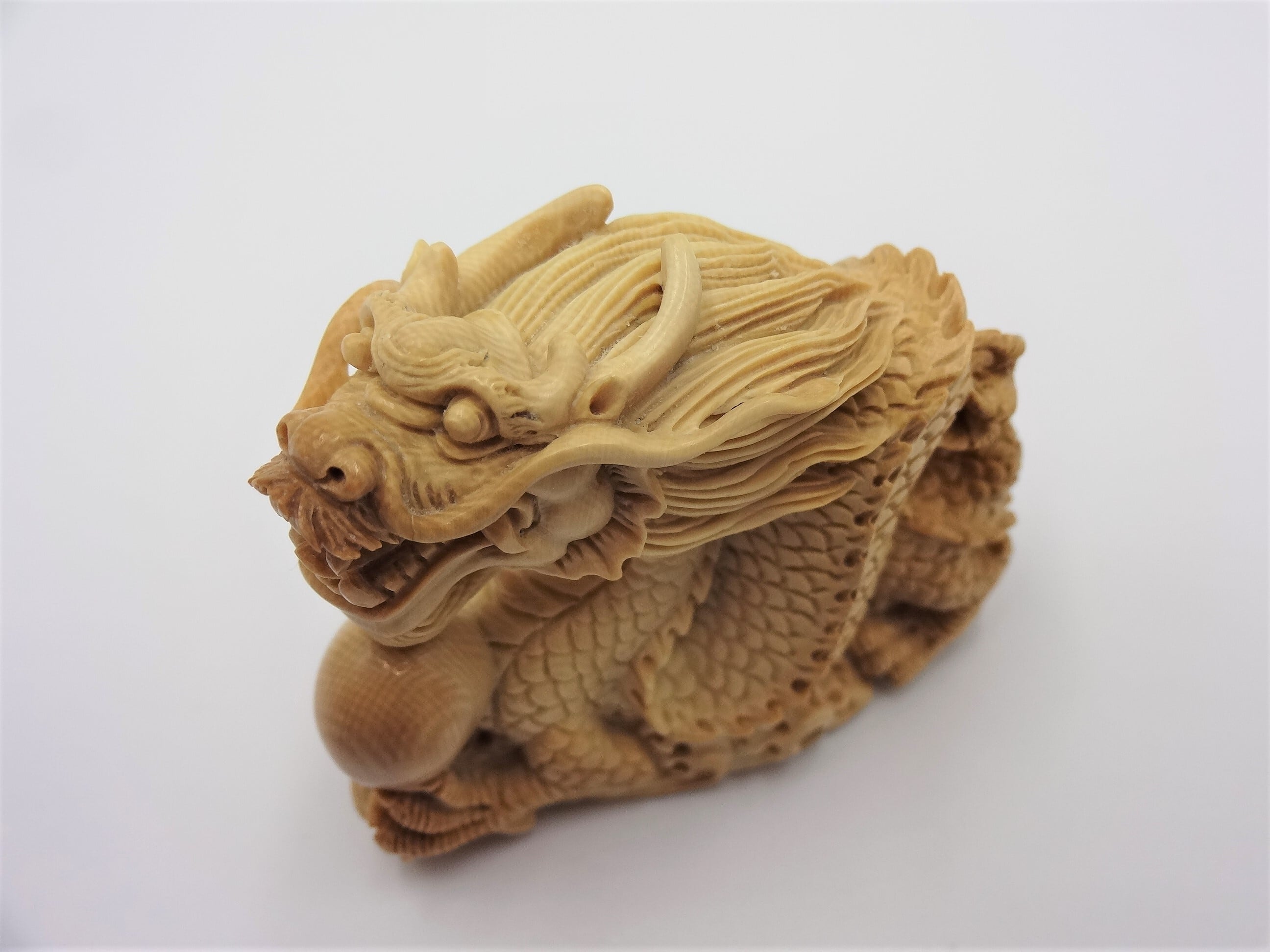 根付 マンモス牙 龍 （ST-011） | 山田商店