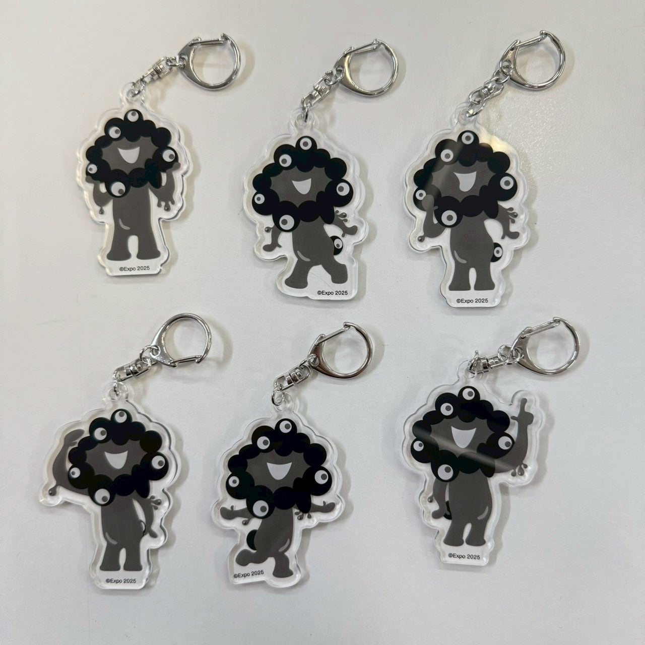 大阪・関西万博〉ミャクミャクお手玉風ぬいぐるみ | ヘソプロダクション