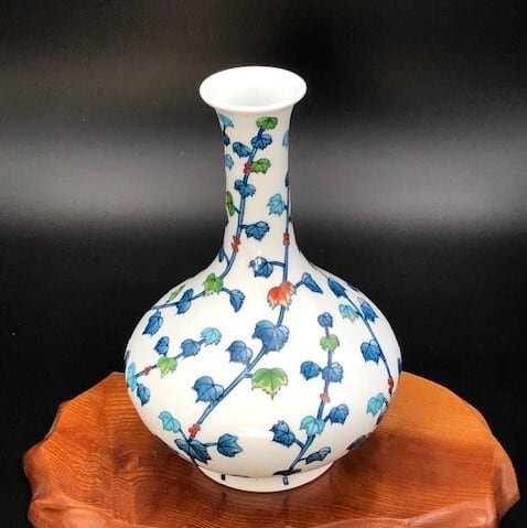 有田焼 藤井勝雲窯 染錦蔦文花瓶 | 有田焼ショップ まるとも陶磁器