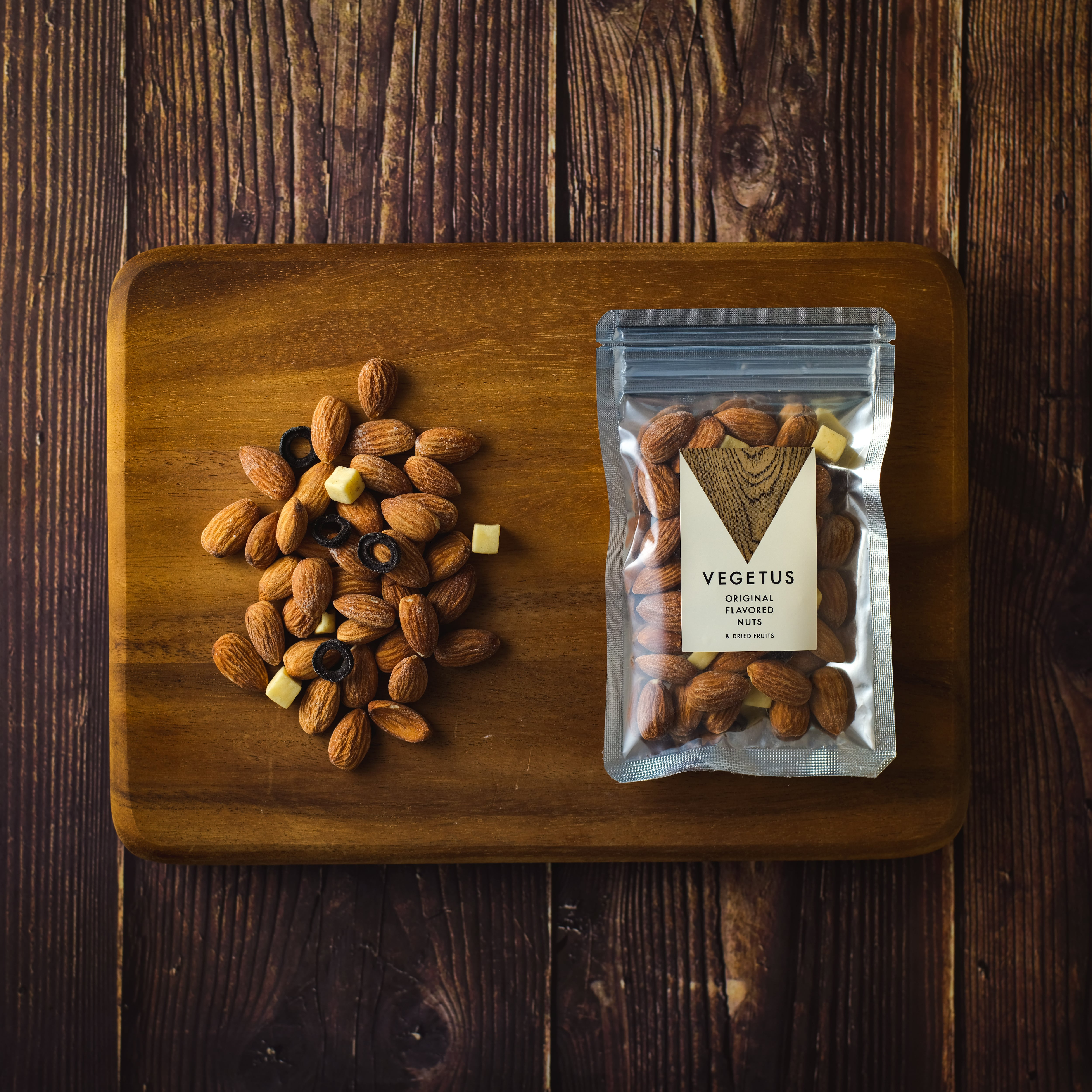 ウイスキーオークアーモンド&チェダー50g | ナッツ専門店~Vegetus~ベジタス