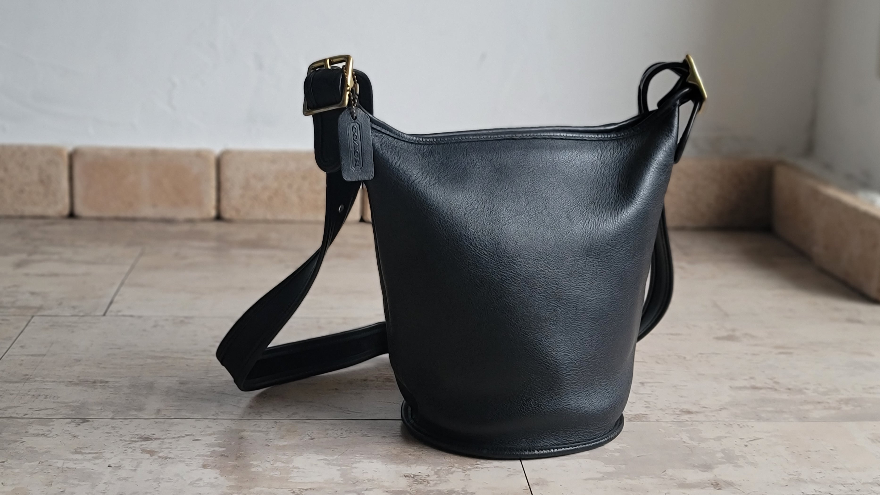 オールドコーチ ☆ レザー ダッフル ショルダーバッグ B5OK バケツ型