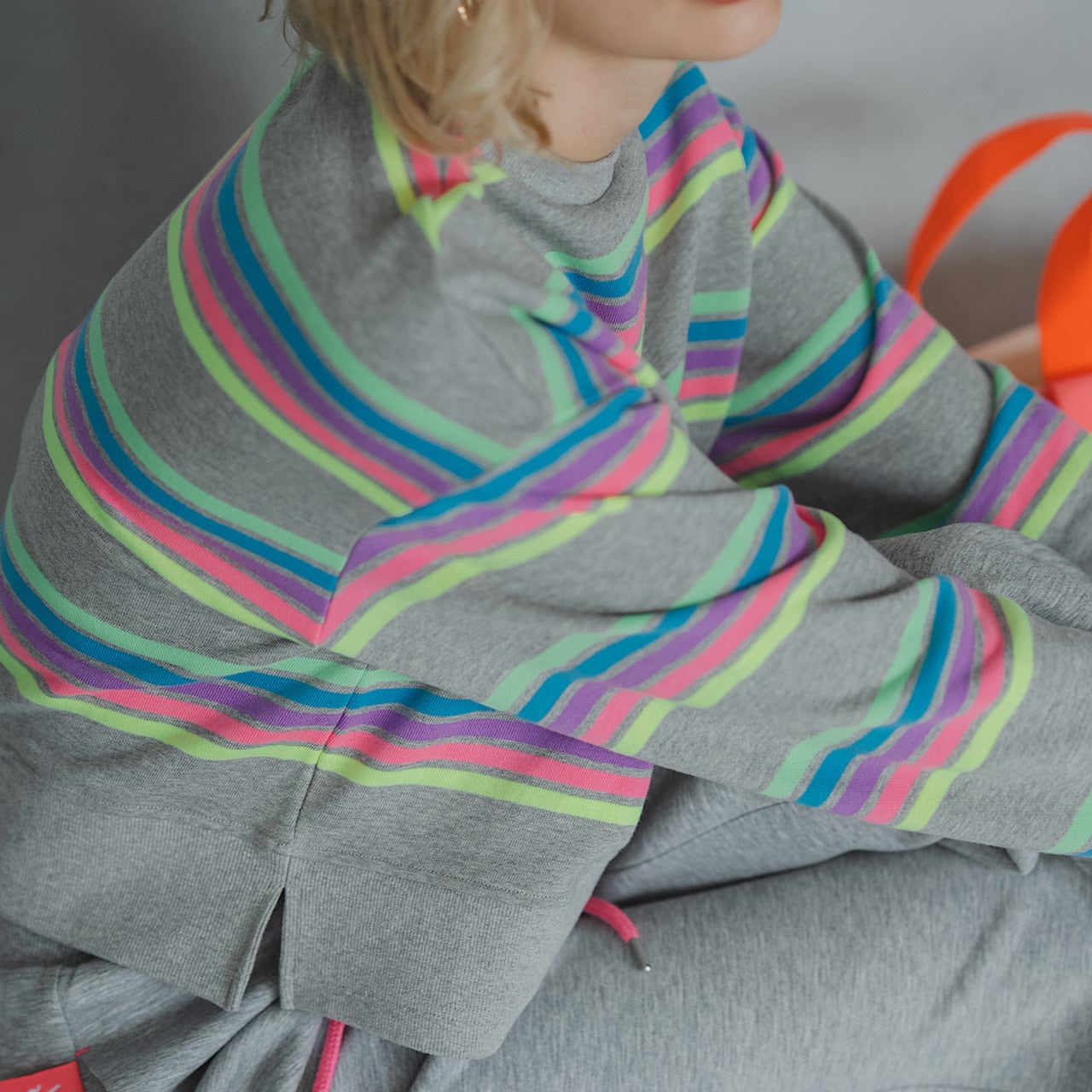 カラフルボーダートップス(グレー) | LINKABLE