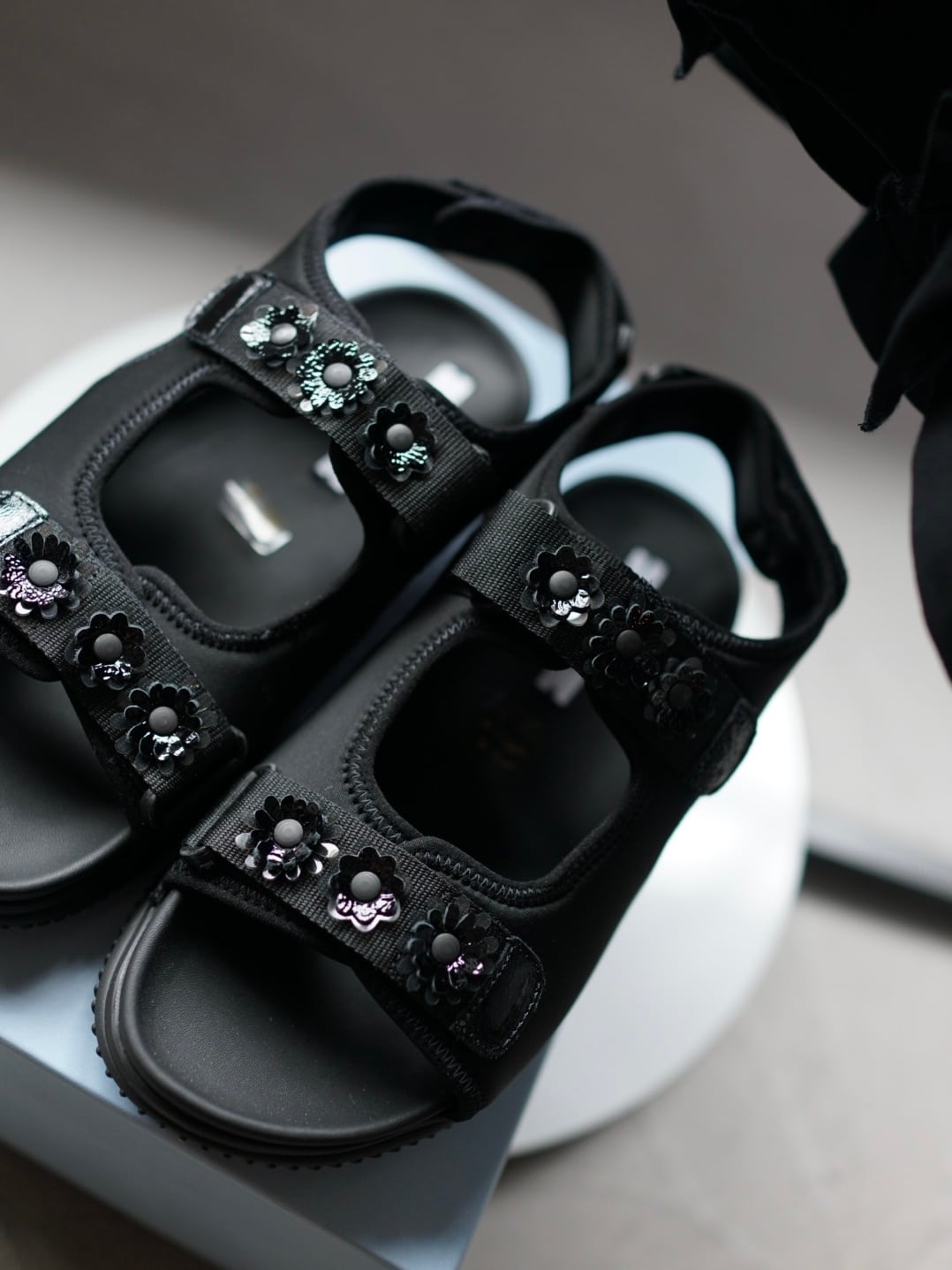 2025新品cecile bahnsen セシリーバンセン サンダルdrawer 2025新品