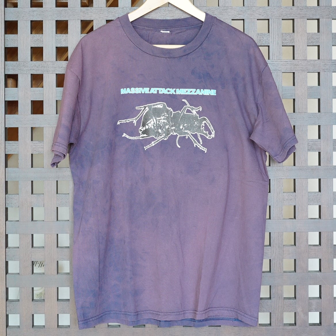 90's MASSIVE ATTACK T-shirt | EMMA NOVEMBER & VINTAGE