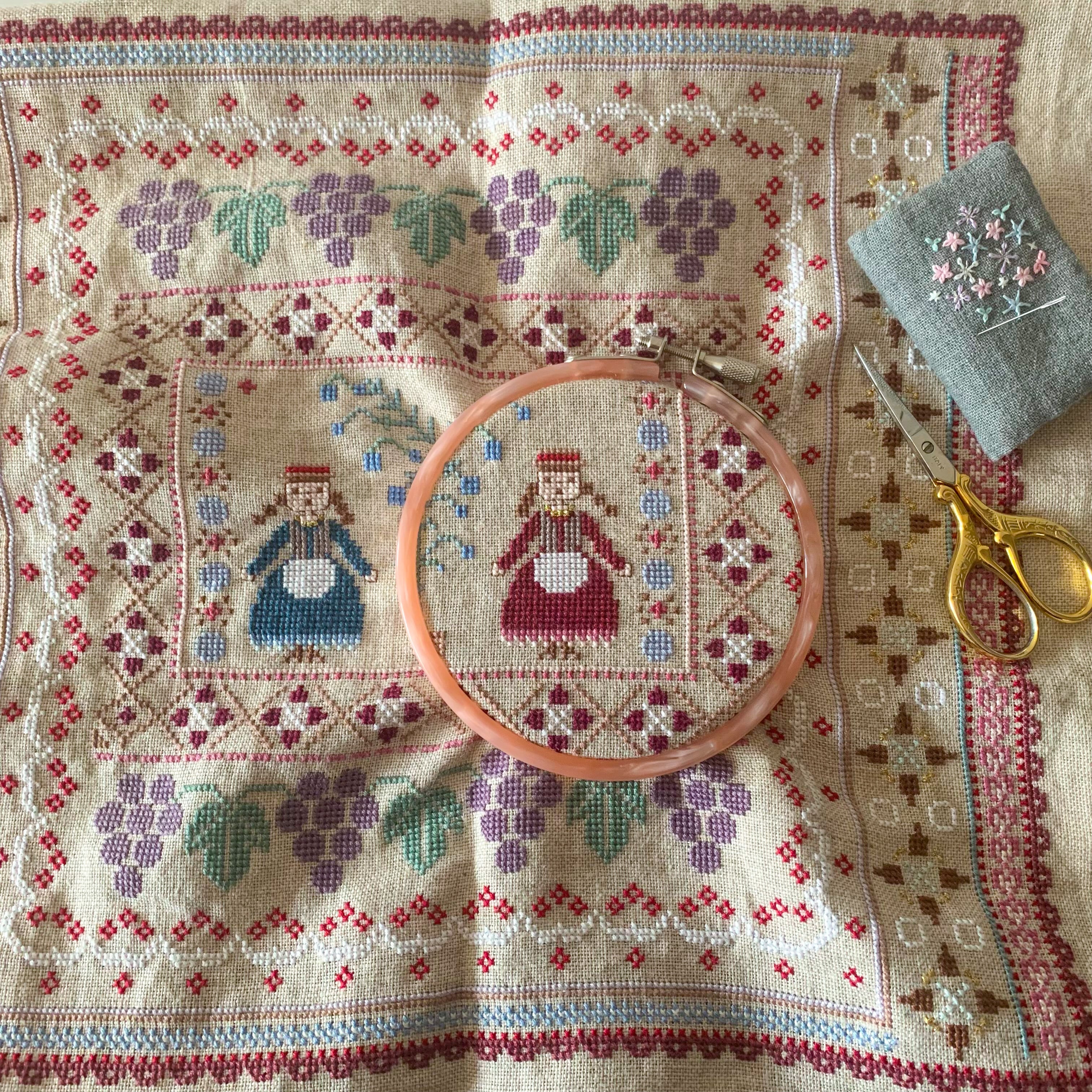 KIT015.クロスS（リネンver）刺繍キット | 暮らしの刺繍雑貨店