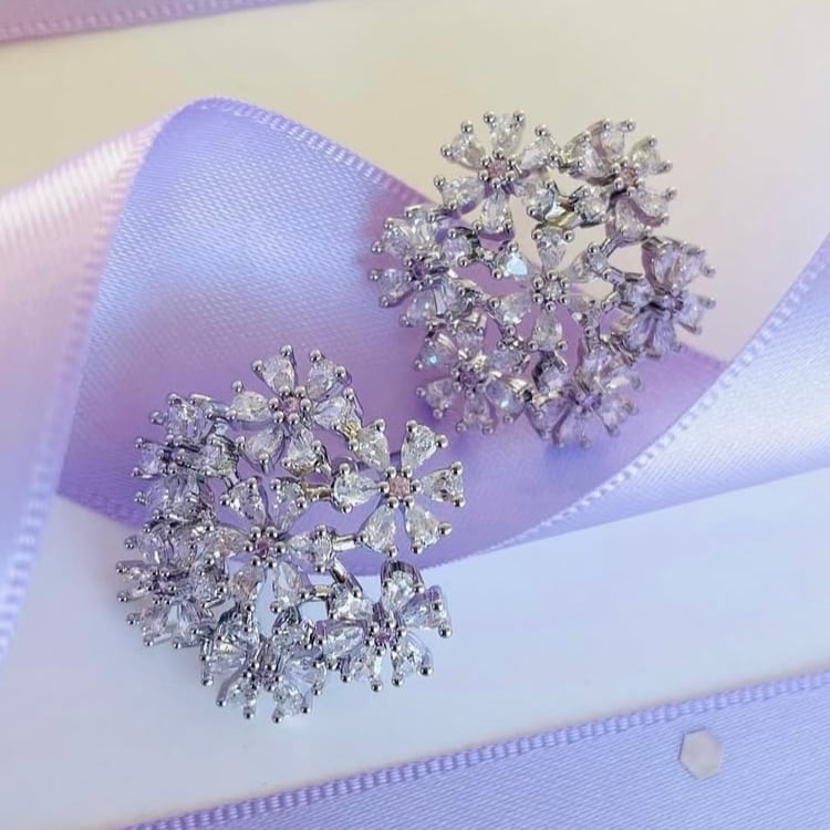 ブーケ ( ピアス / イヤリング ) | THE HANY 公式オンラインショップ