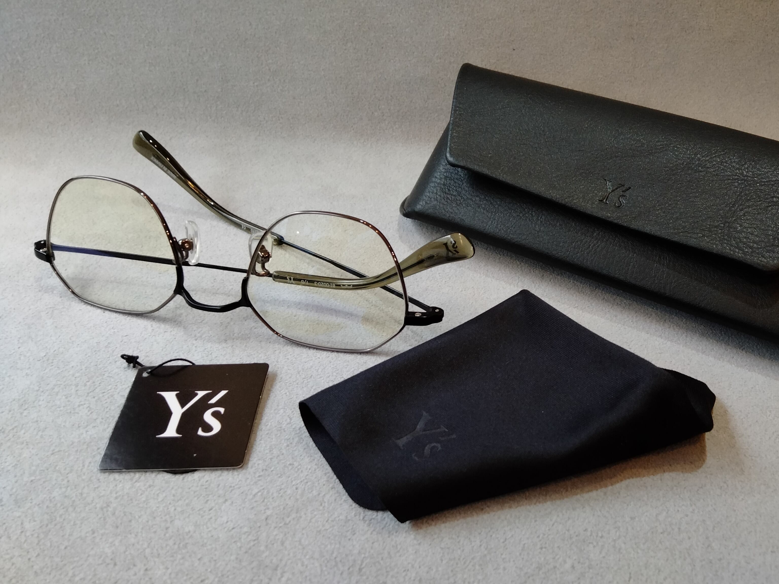 Y's (ワイズ) EYEWEAR 81-0020-3 // BLACK-Dark Grey ［France MADE