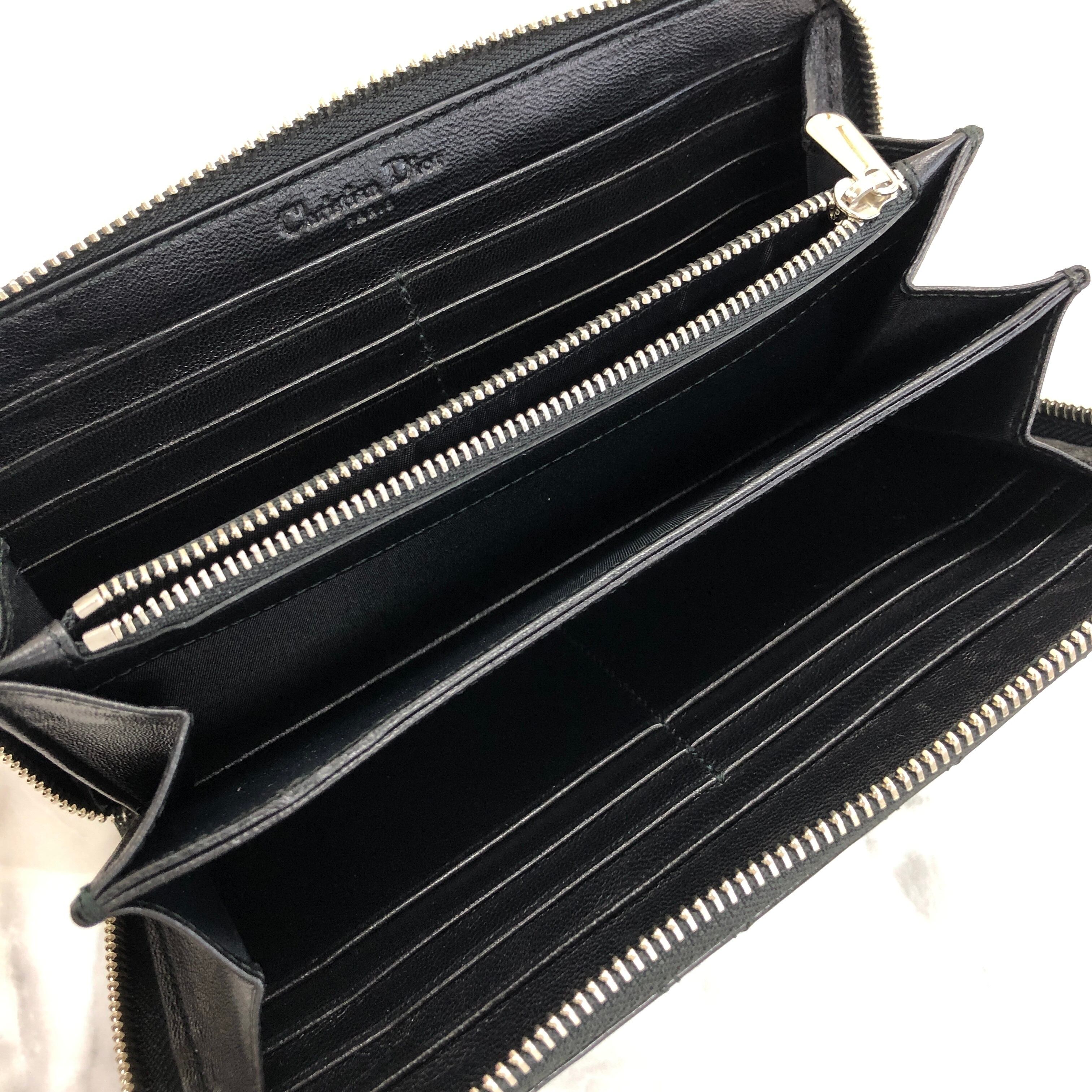 Christian Dior クリスチャン ディオール Diorチャーム エナメルレザー