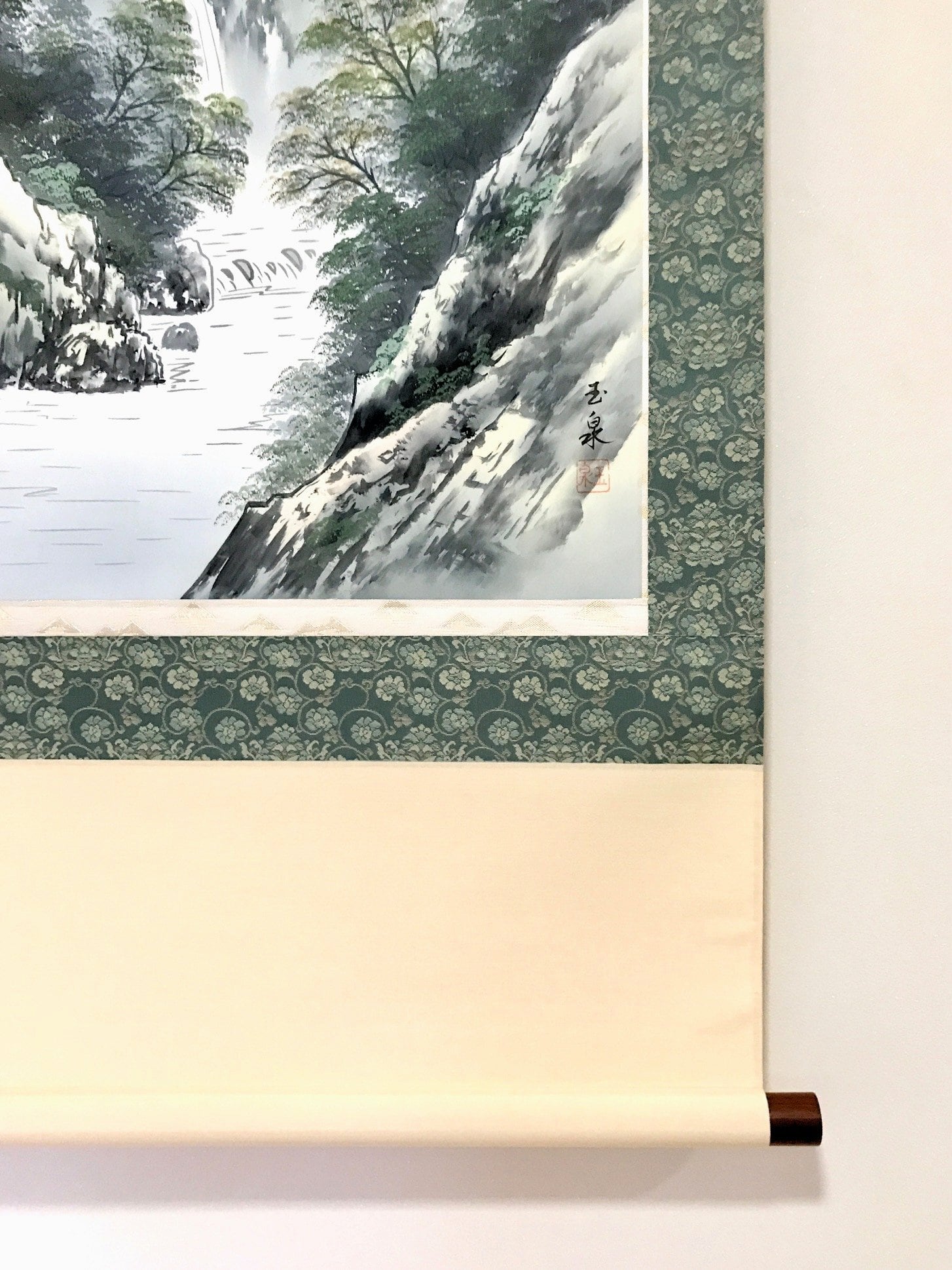 佐藤玉泉「彩色山水」掛軸（尺五立） | 吉村唐木店 WEBSHOP