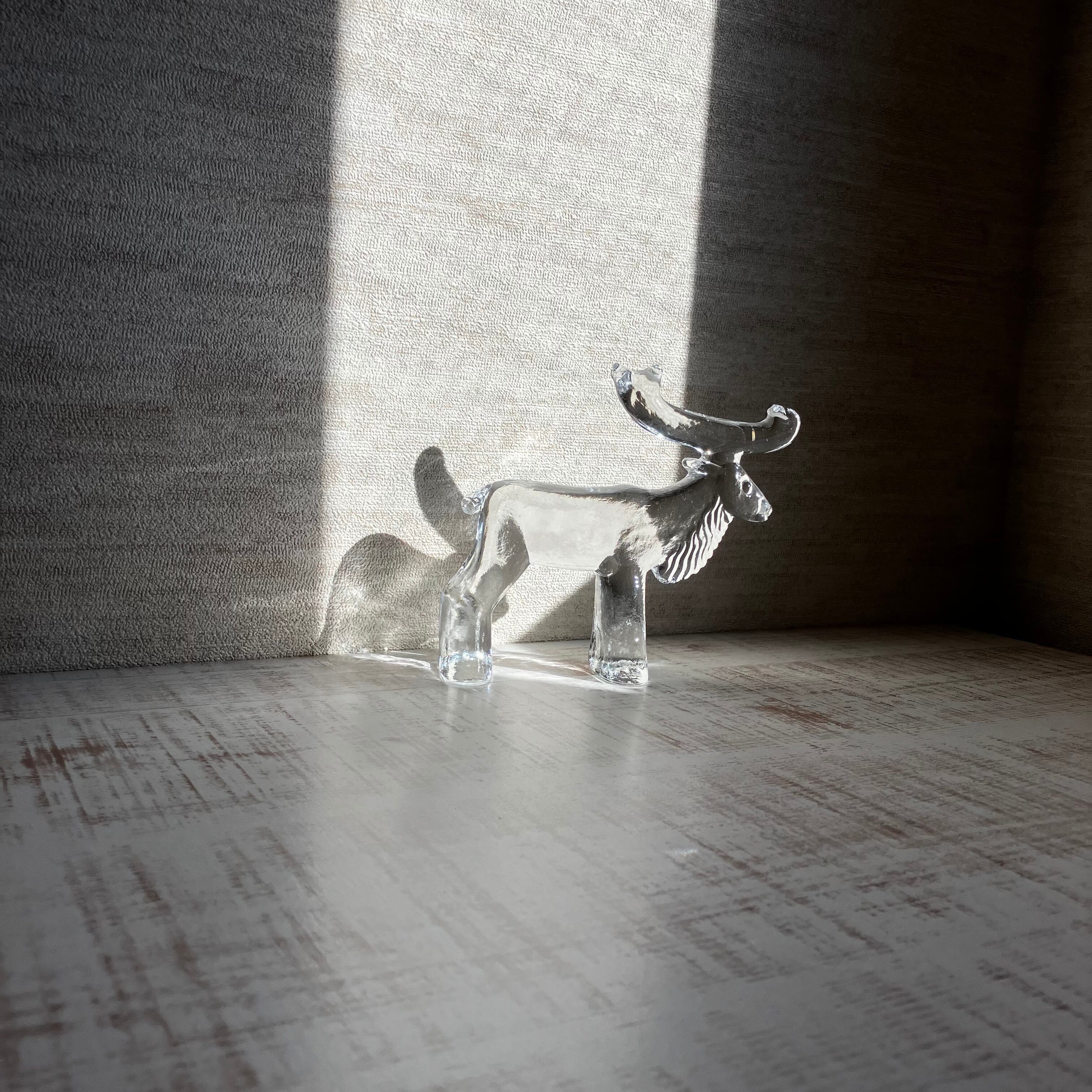 クリアガラスのトナカイ／Kosta Boda／バーティルヴァリーン／Bertil