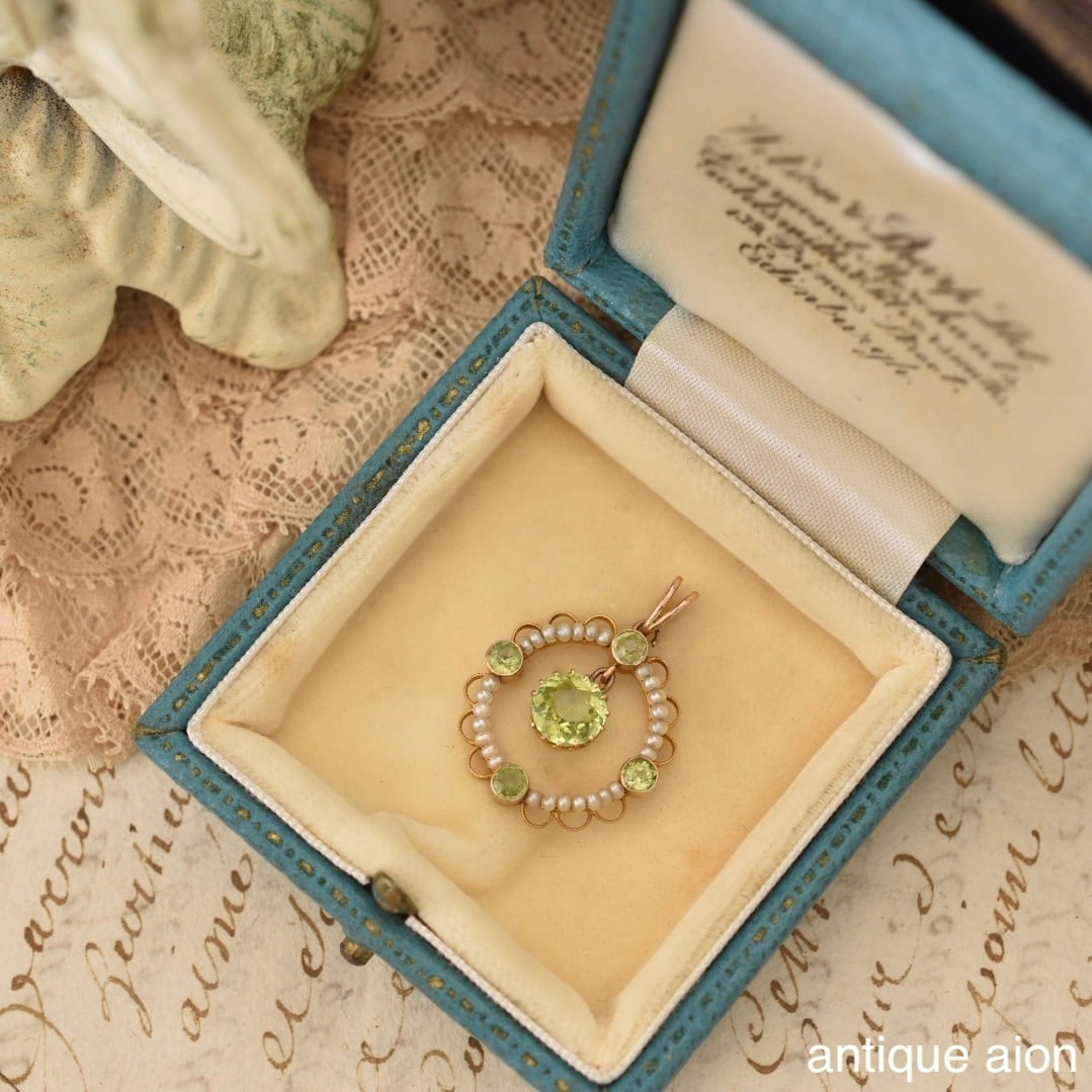 英国アンティーク 1900年代初期 9ctゴールド 天然ペリドット＆天然