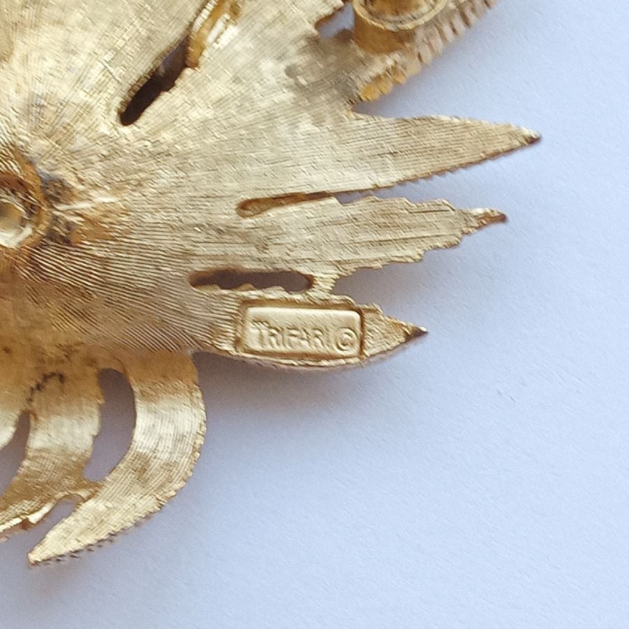 トリファリ ヴィンテージブローチ #103 | アンティーク・ヴィンテージ