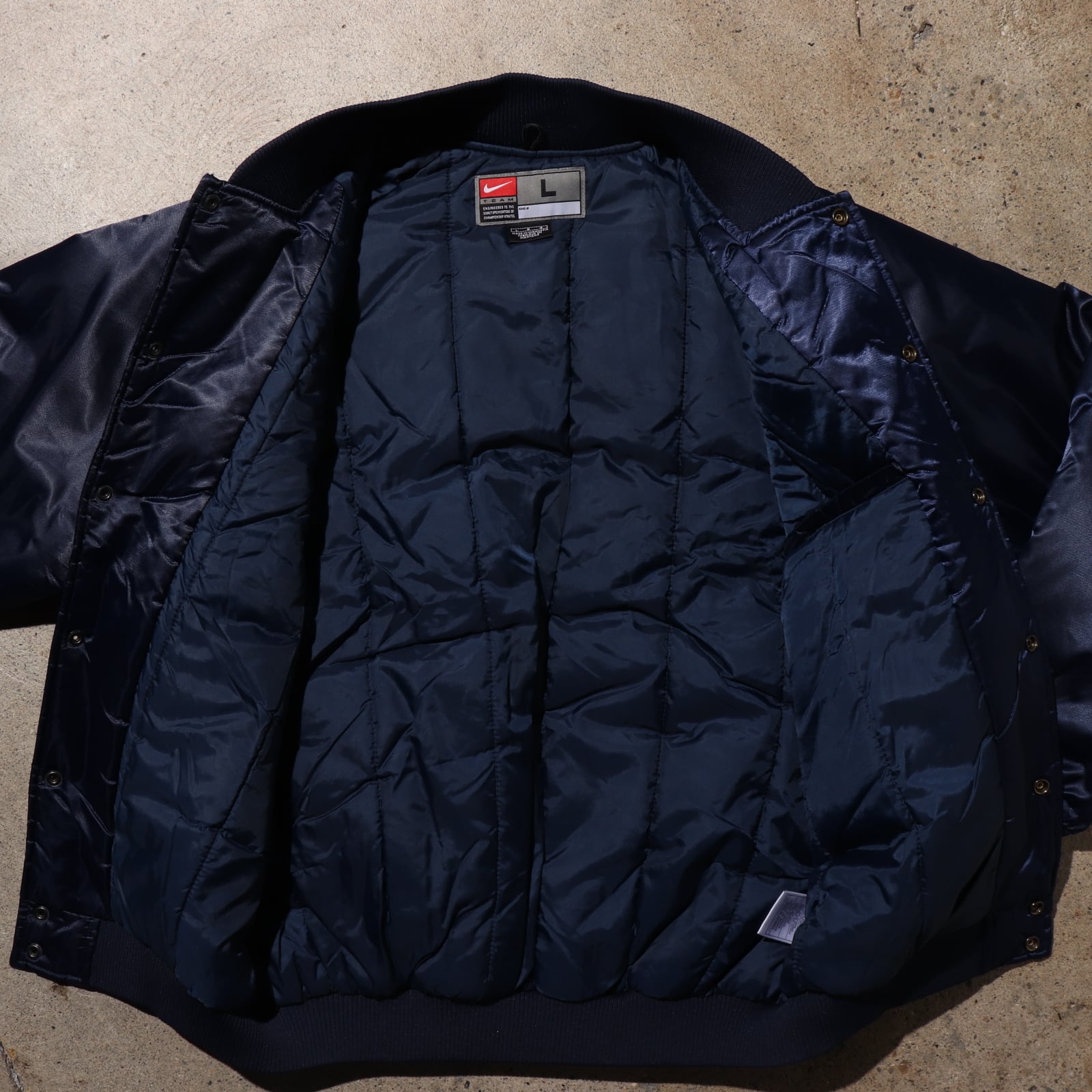 美品 Yankees L NIKE スタジャン ジャケット ナイキ ヤンキース | エン