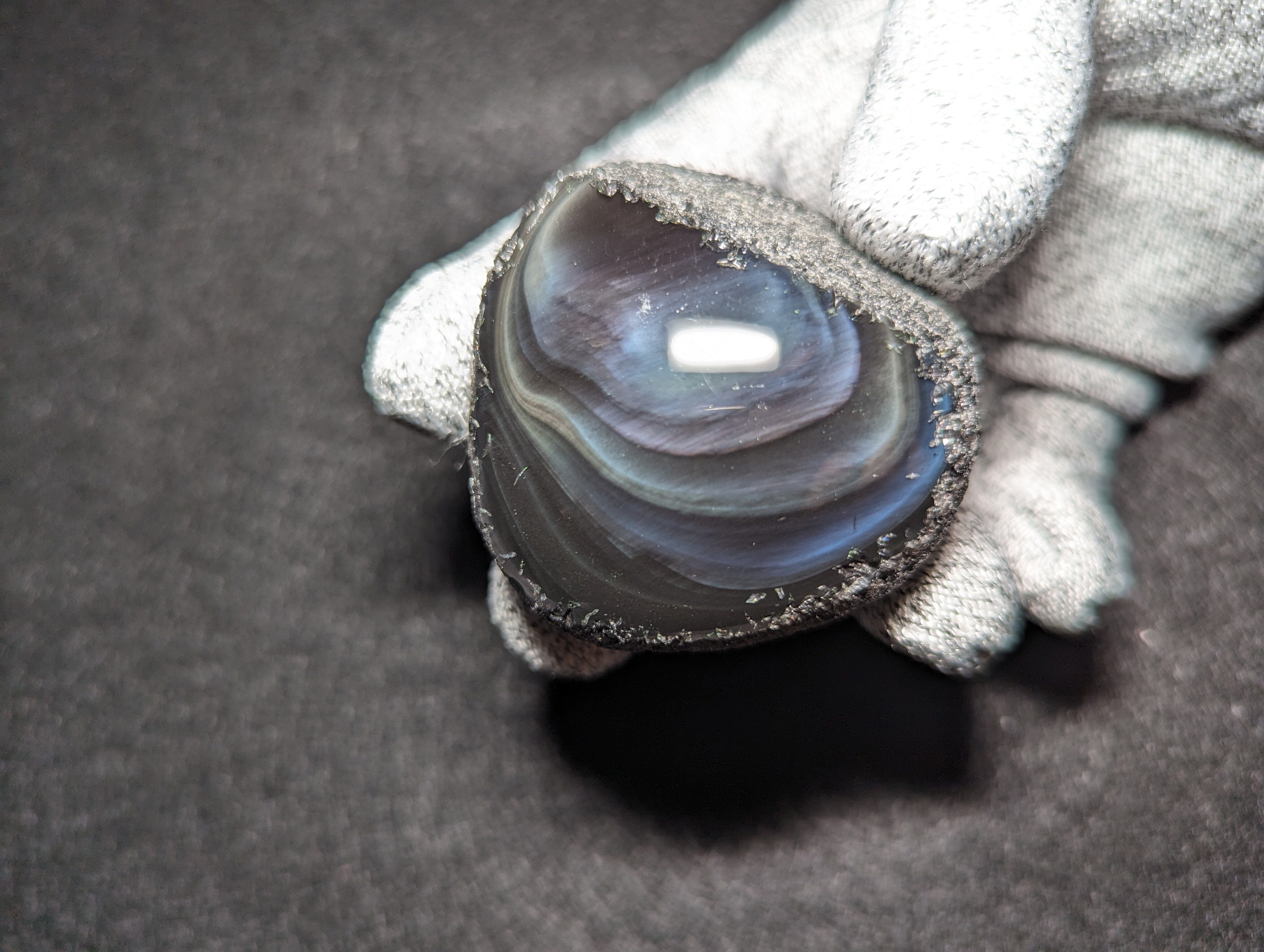 研磨品】十勝石玲瓏 北海道産レインボーオブシディアン 十勝石 玲瓏石