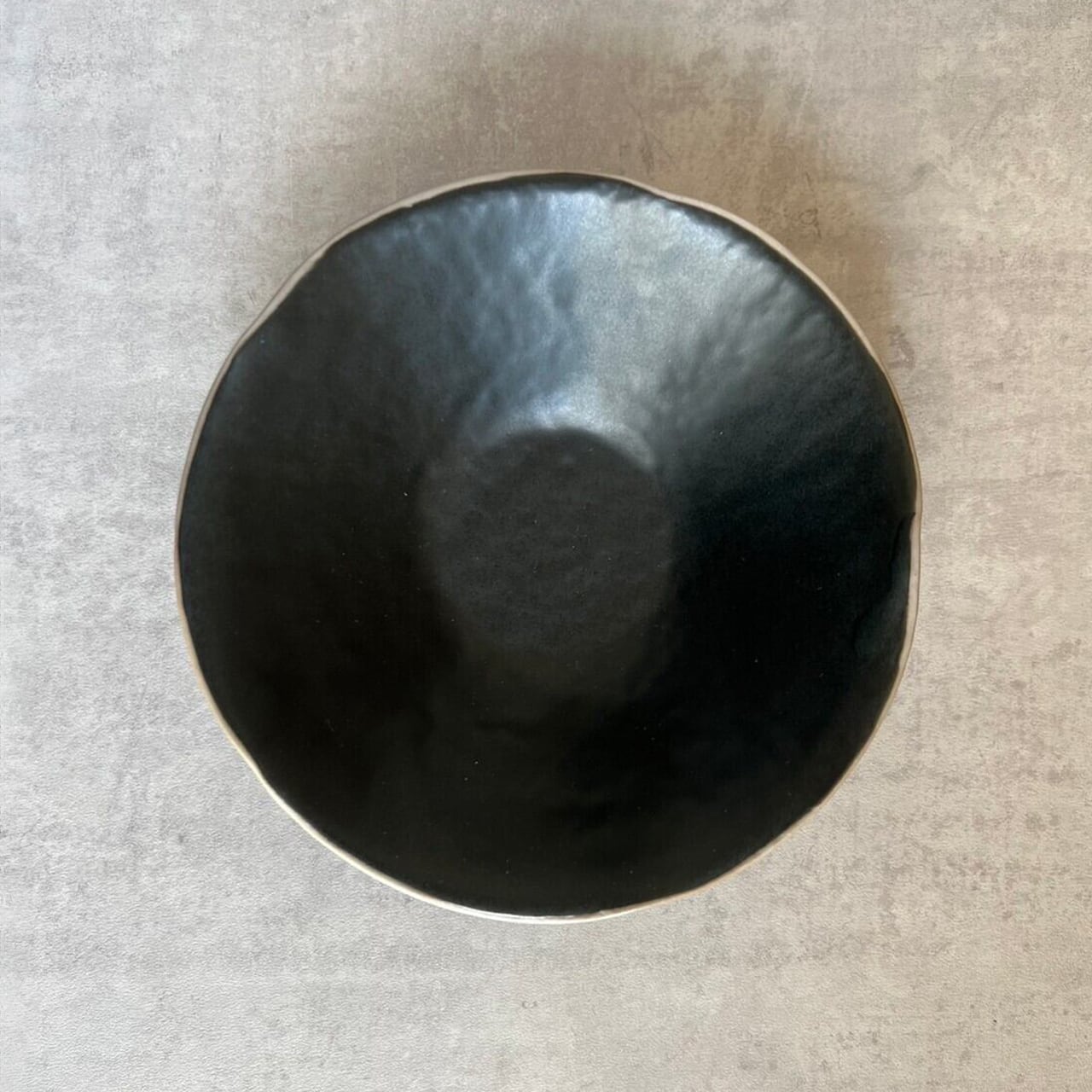 A2242 Craft 平鉢 (黒） | KANESAN1893