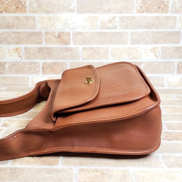 オールドコーチ ☆ USA製 ターンロック レザー ショルダーバッグ