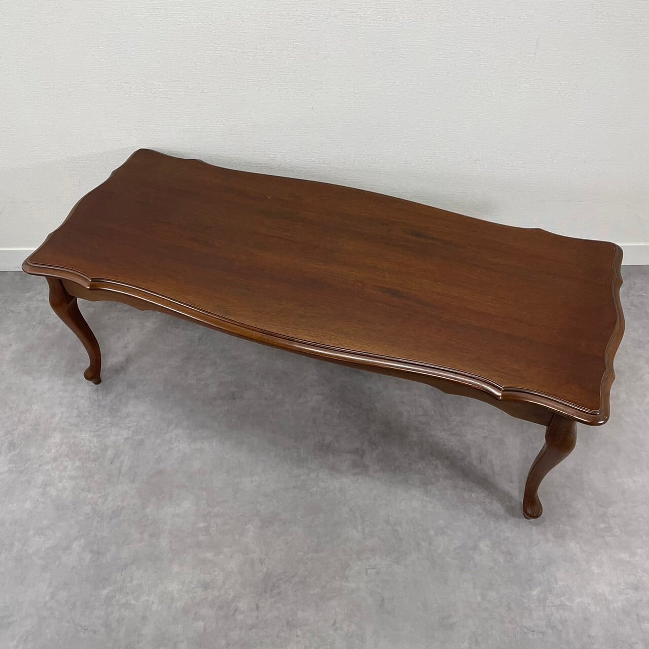 マルニ木工の猫脚センターテーブル | meguri