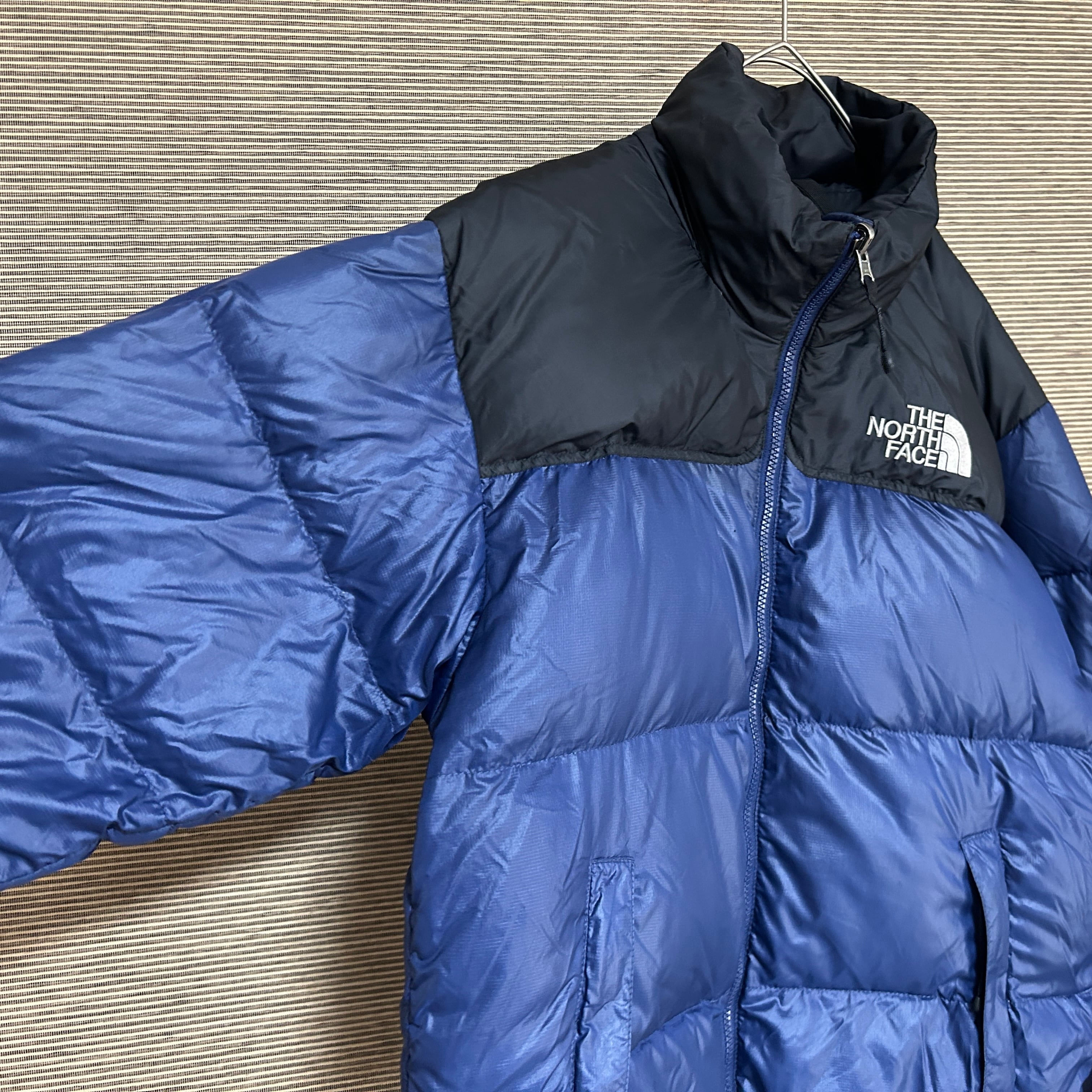 ノースフェイス ダウンジャケット ヌプシ 700 ネイビー黒 ワンポイント