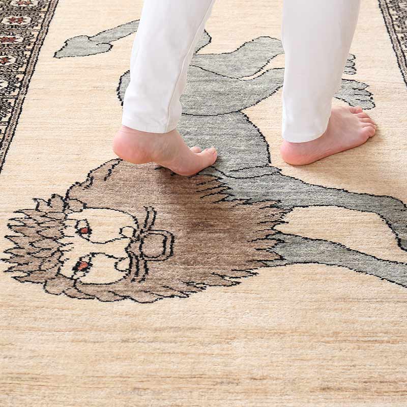 古典柄を再現したライオンラグ [ブルーグレー ライオン×アイボリー