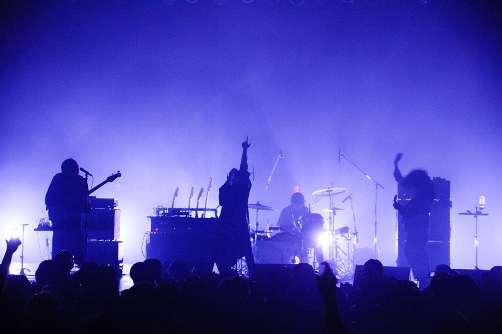 THE NOVEMBERS、“NEO TOKYO”での狂騒を小野島大がレポート！ – BELONG