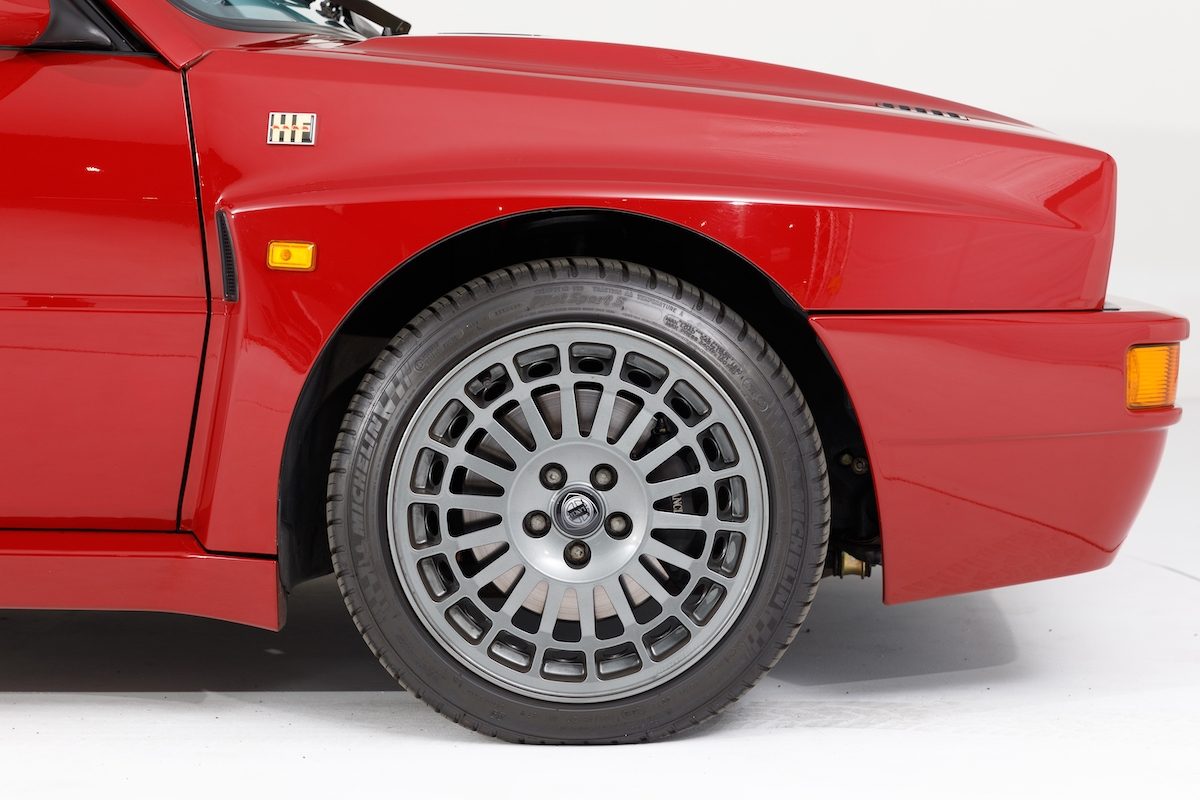 1995 Lancia Delta HF Integrale EvoluzioneⅡ Collezione | 株式会社BINGO