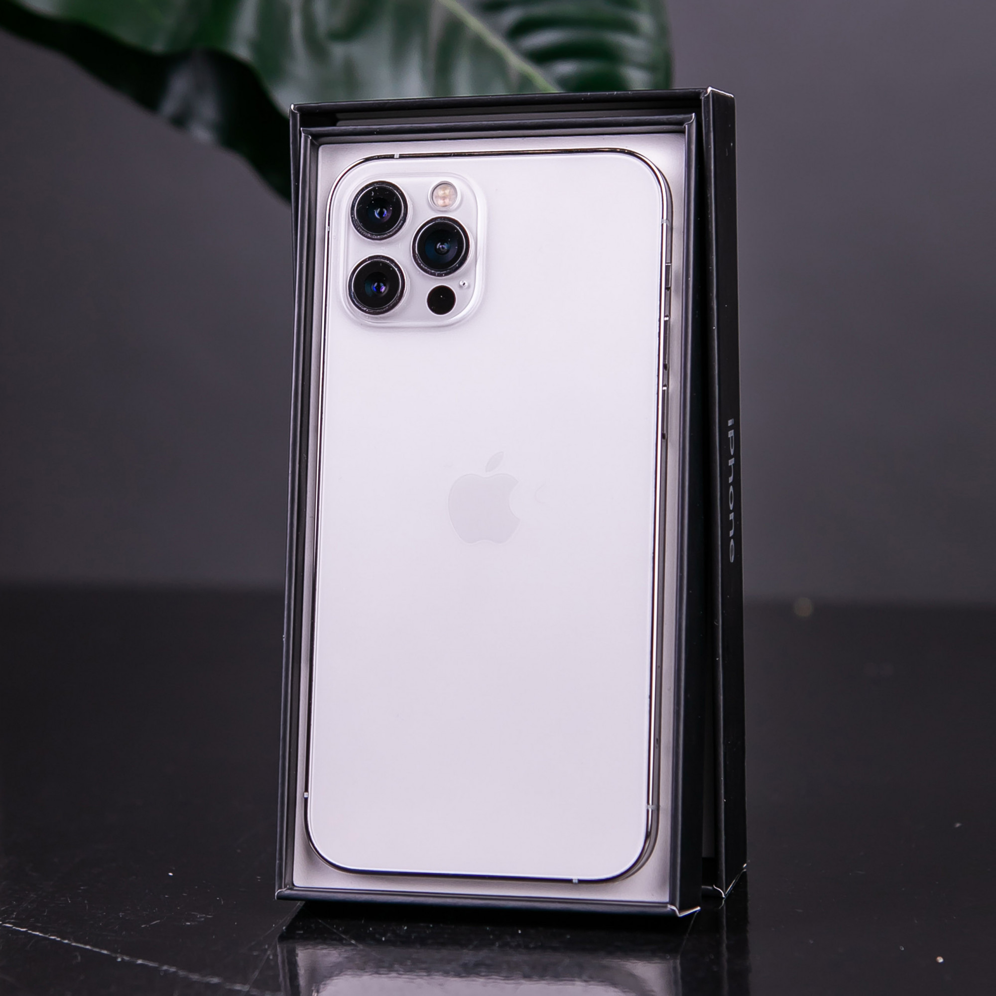 ゲリラセール】iPhone12ProMAX シルバー128GB SIMフリー 数量限定