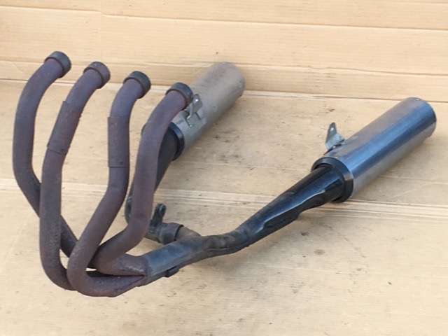 zzr1100D用マフラー ベビーフェイスエキパイ（サイレンサーはサービス