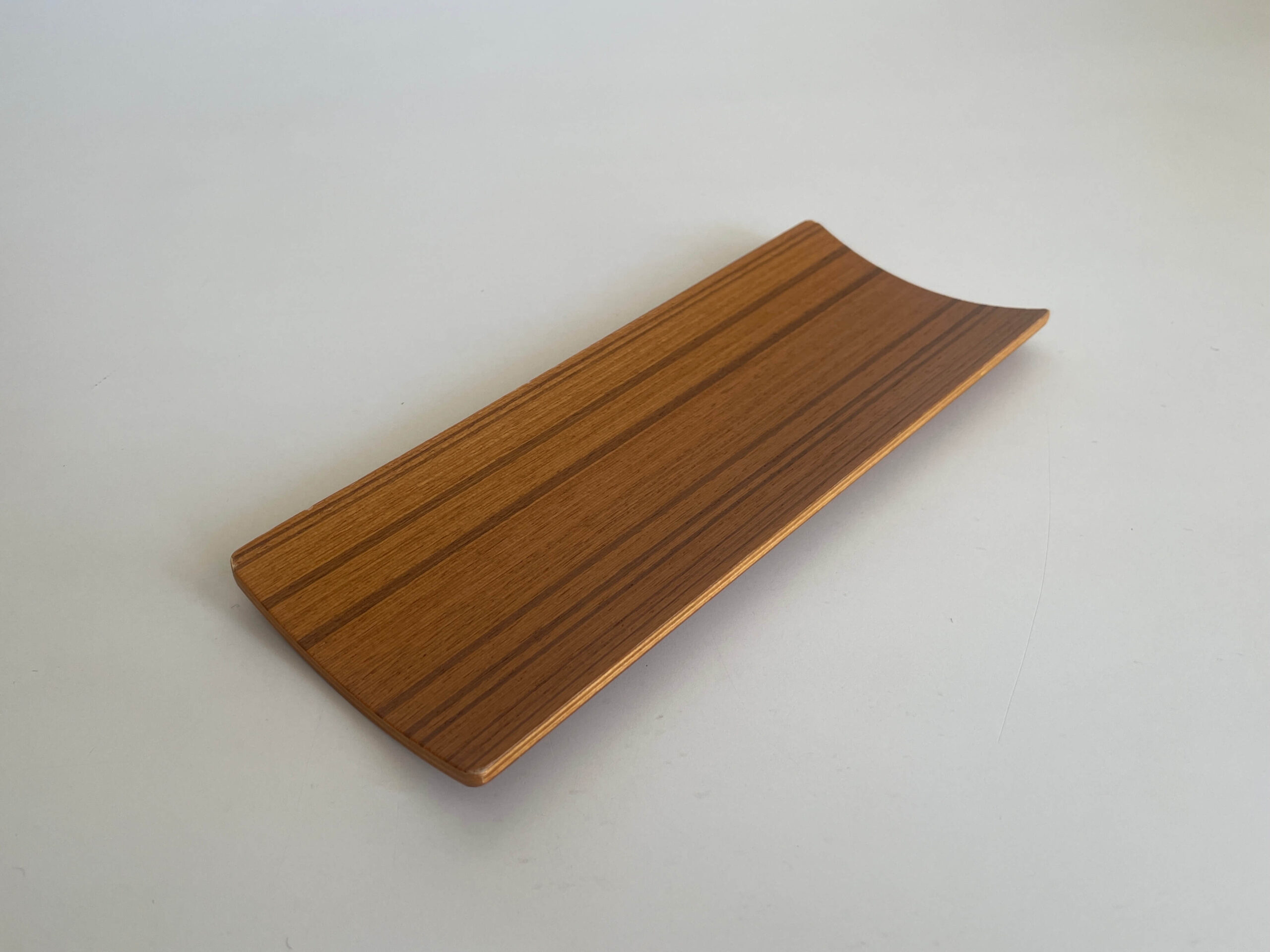 No.10020「プライウッドトレイ/チークグレイン：サイトーウッド」20