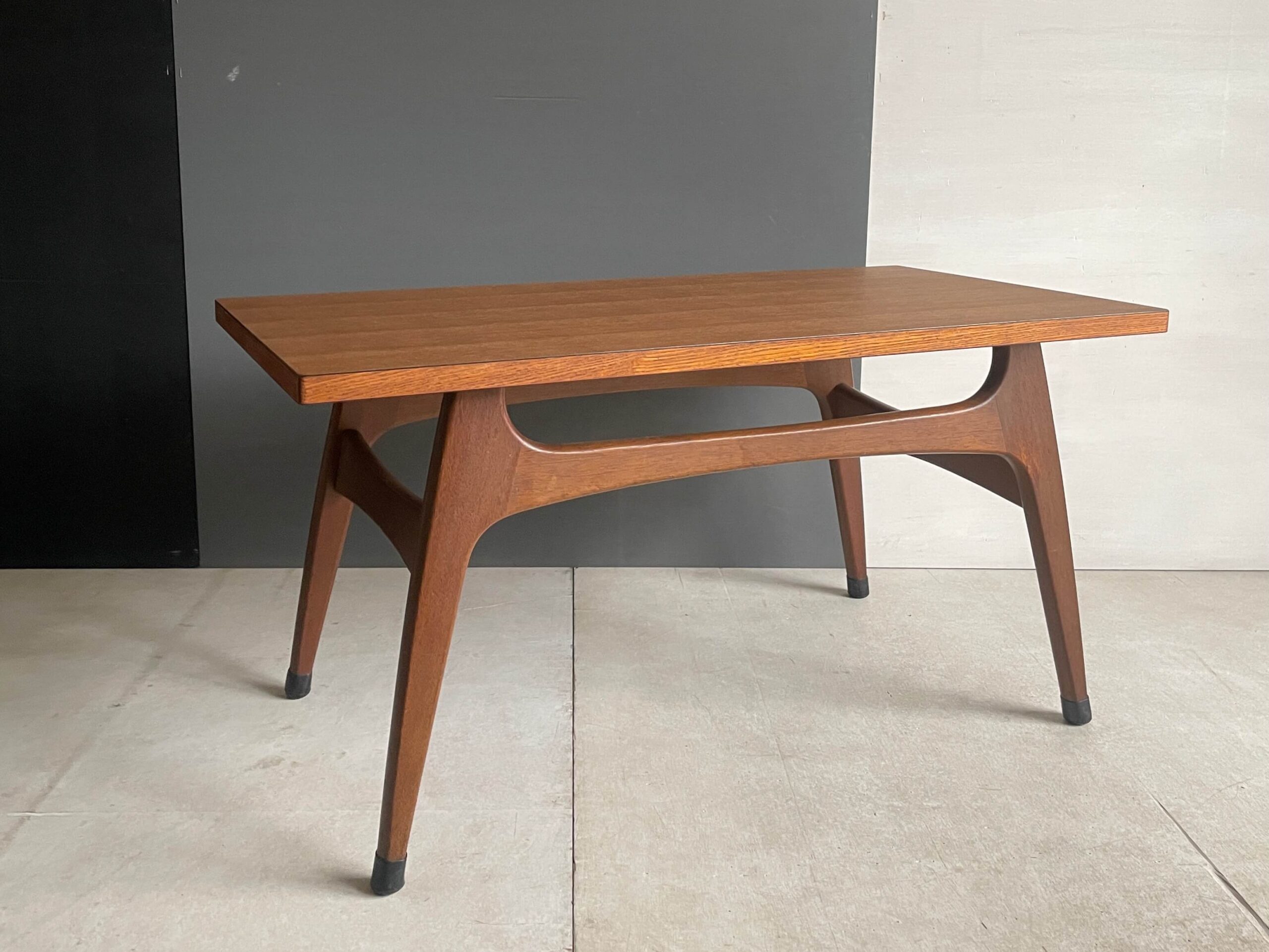 No.10515「チークコーヒーテーブル：オールドマルニ」SOLD | ボルト