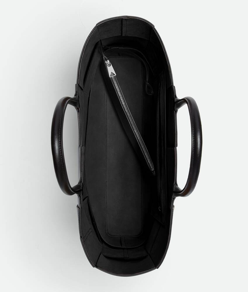 ラージ アルコ トートバッグ で ネロ | ボッテガ・ヴェネタ JP