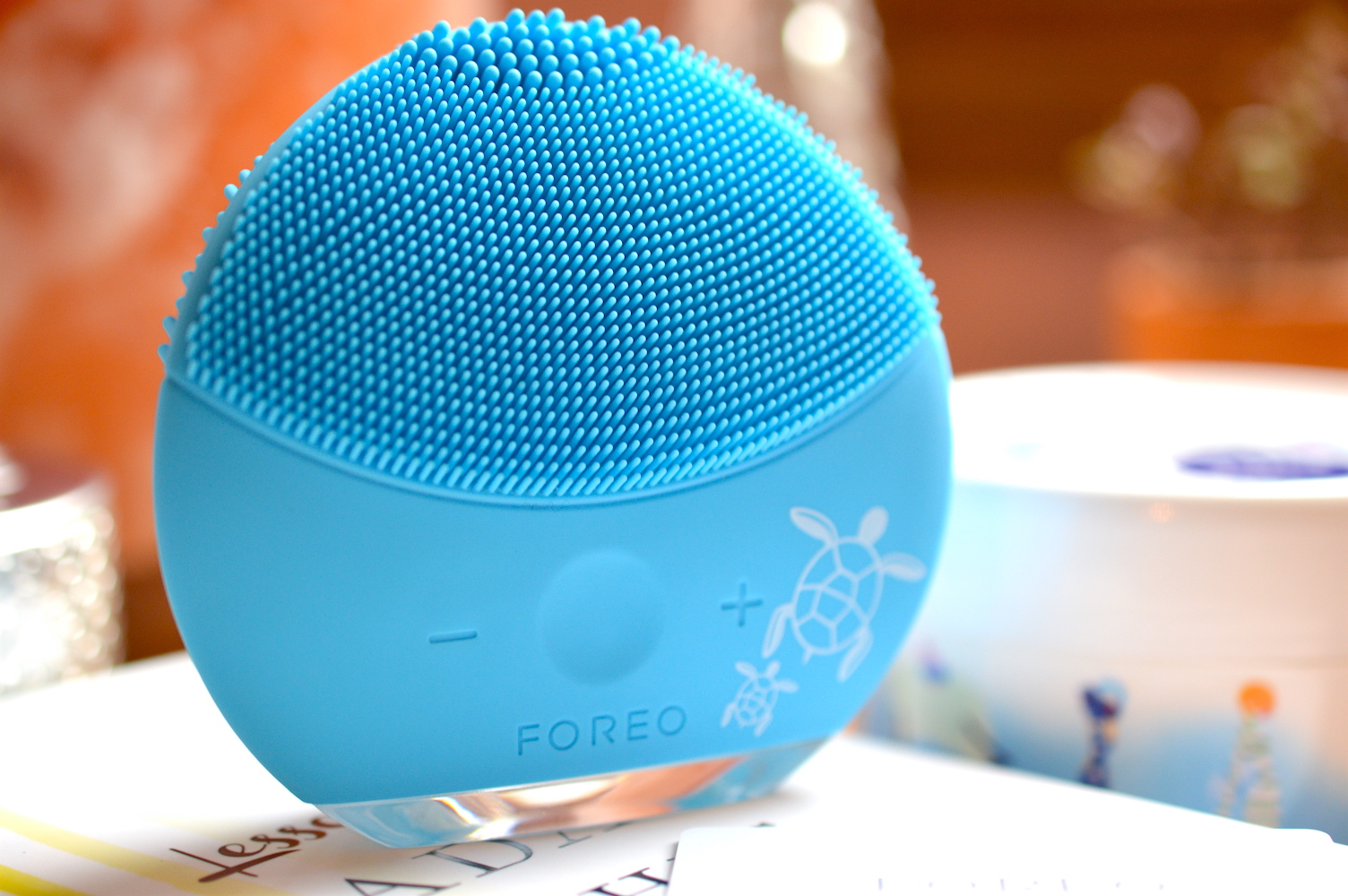 FOREO LUNA™ mini 2 Save the Sea | Review | Classically Contemporary