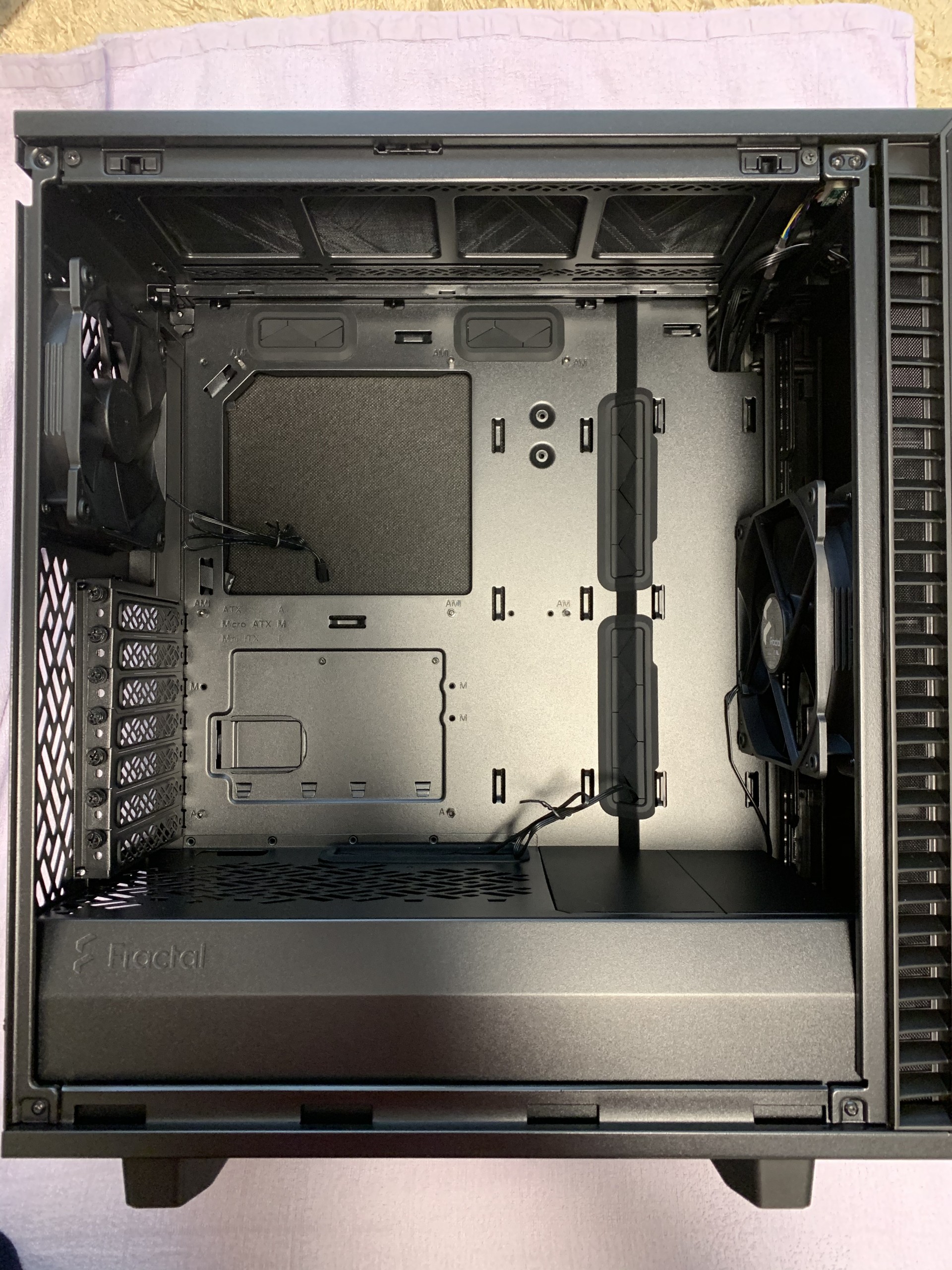 Ryzen9 5950Xで自作PC (組み立て) - rigayaの日記兼メモ帳