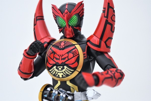 S.H.Figuarts（真骨彫製法） 仮面ライダーオーズ タマシー コンボ | 魂