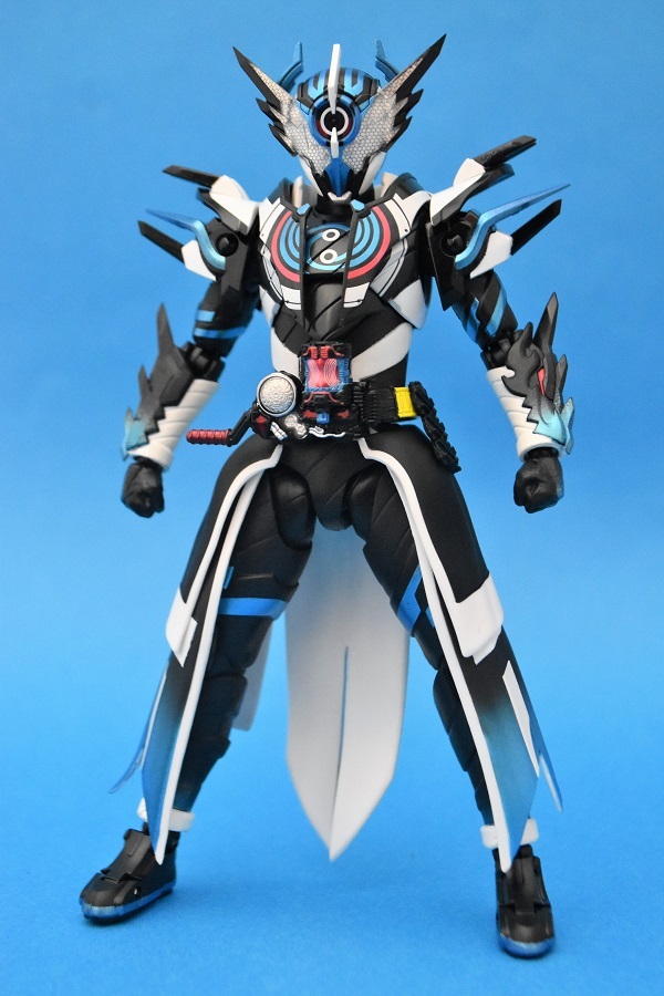 S.H.Figuarts 仮面ライダークローズエボル | 魂の玩具箱