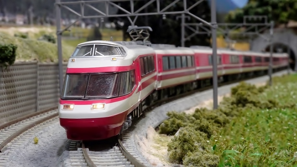 新車入線】小田急ロマンスカー10000形HiSE TOMIX - ビスタ模型鉄道