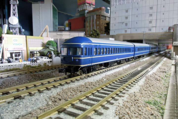 小高模型 20系客車とマロネ29のキット(13種) 小高模型 20系