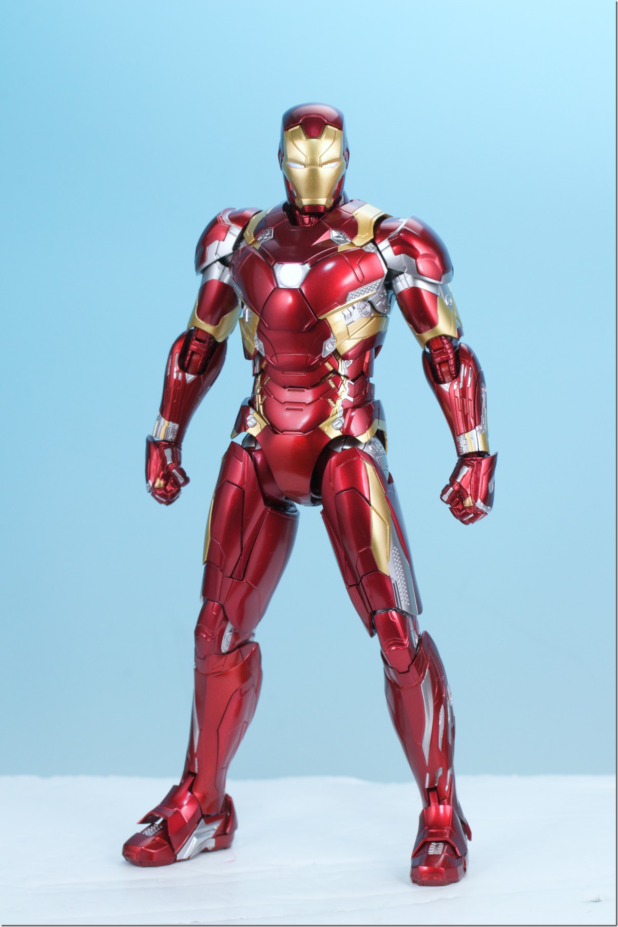 threezero マーベル・スタジオ インフィニティ・サーガ DLX アイアン