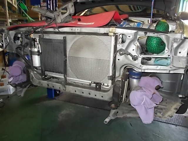 BNR32 eエアコンコンデンサー交換 - 男の秘密基地