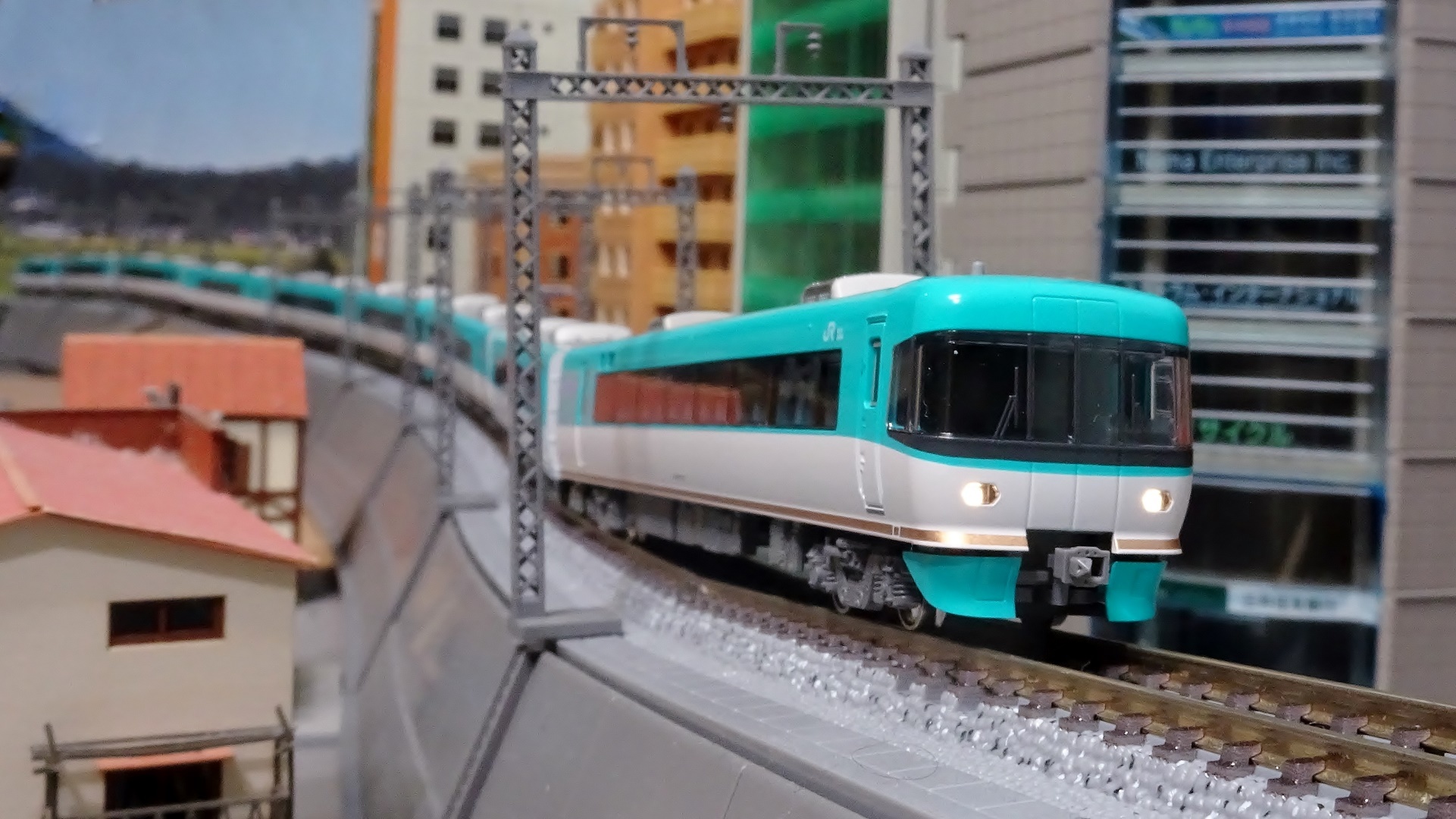 新車入線】283系 オーシャンアロー マイクロと並べてみた（笑