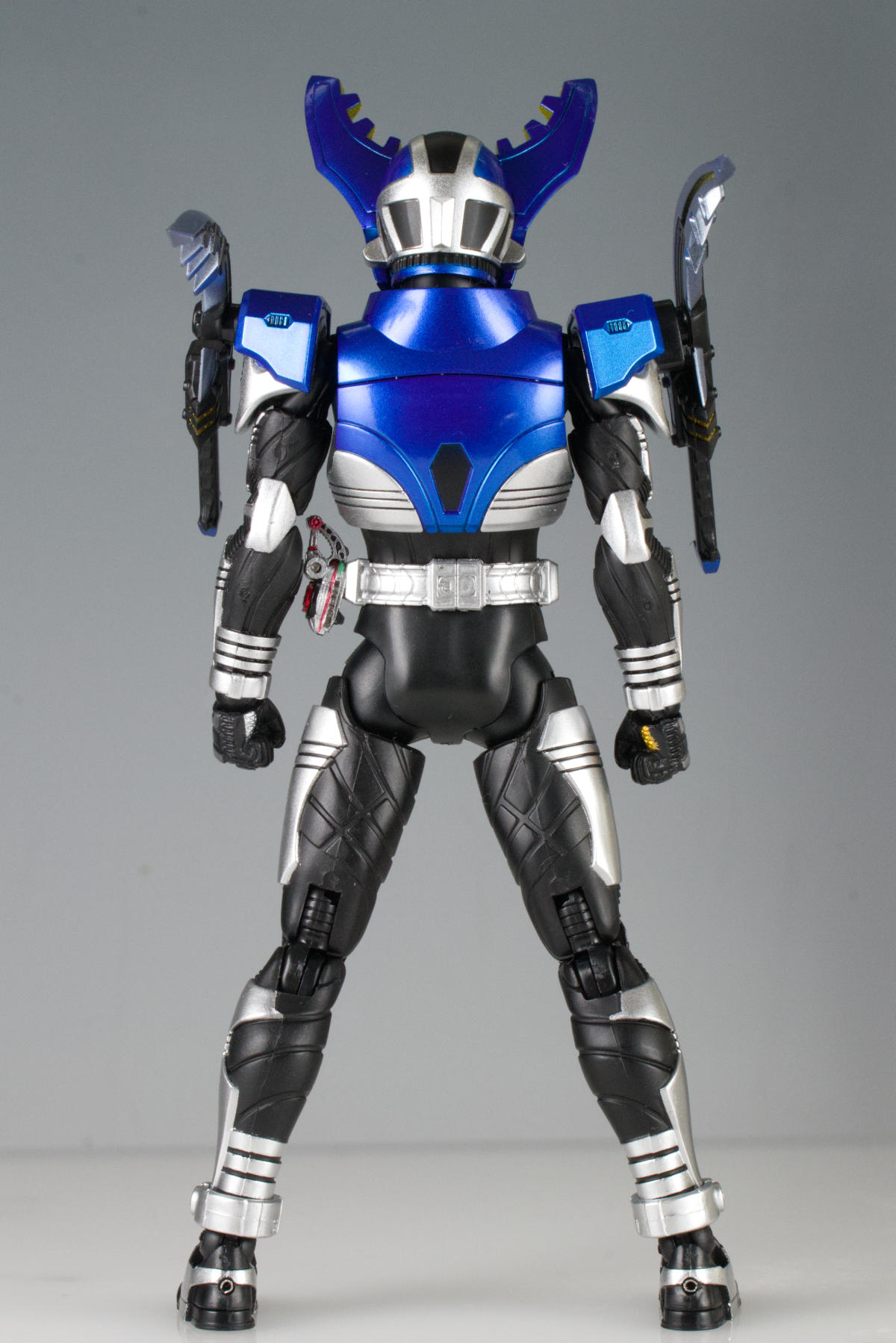 S.H.Figuarts 真骨彫製法 仮面ライダーガタックハイパーフォーム ミニ