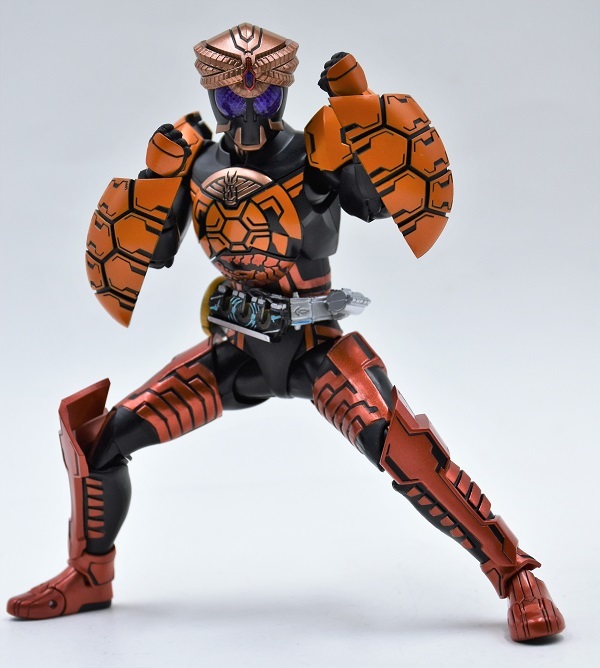 S.H.Figuarts（真骨彫製法） 仮面ライダーオーズ ブラカワニ コンボ