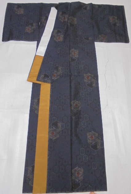 横双のお買いもの＠大阪 白大島、藍泥大島、色大島、泥大島 | 着物