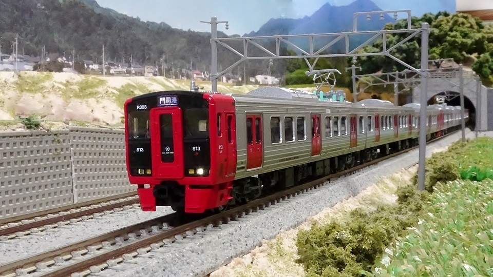 813系200+300番代 6両セット (特別企画品) 入線 - ビスタ模型鉄道