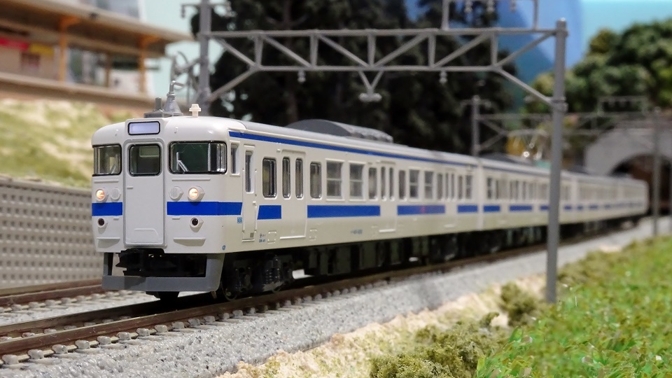 KATO 415系100番代(九州色) 入線 - ビスタ模型鉄道（エヌゲージ日記）