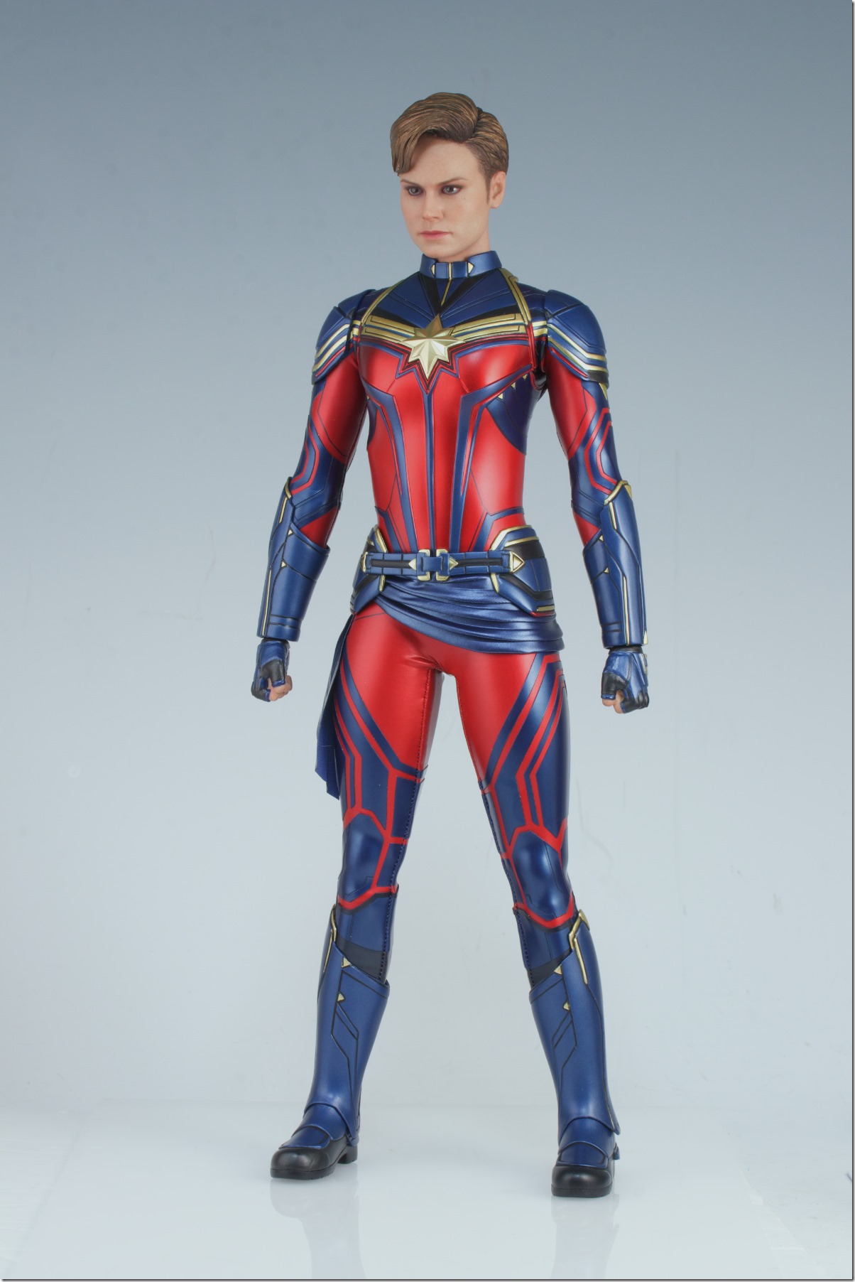 ホットトイズ アベンジャーズ・エンドゲーム キャプテン・マーベル