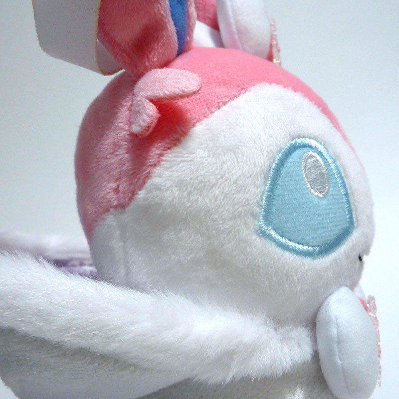 ポケモンぬいぐるみ ニンフィアサンタ Pokemon Frosty Christmas