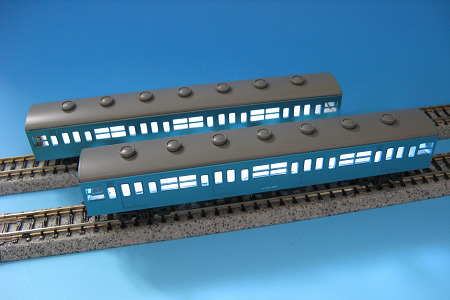 KATO 通勤電車103系 KOKUDEN の室内灯点灯化 - にゃいっちぃと電車の